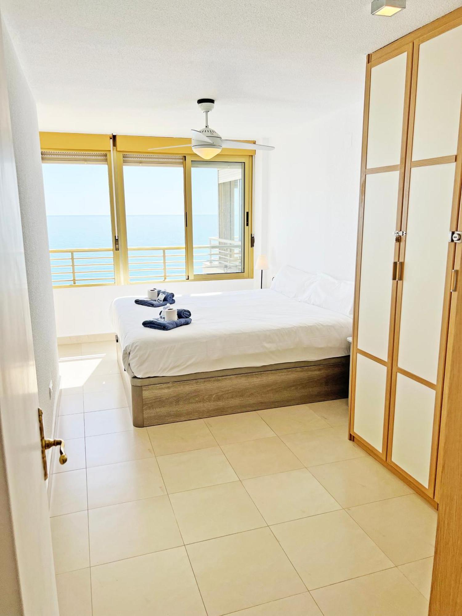 Apartmán Oasis Frente Al Mar. Parking Gratis El Campello Exteriér fotografie