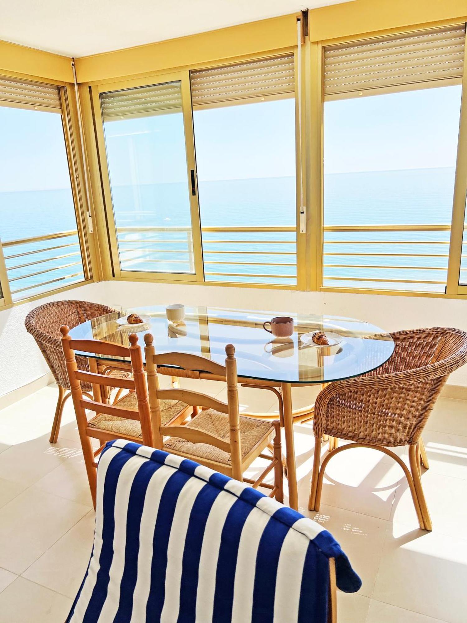 Apartmán Oasis Frente Al Mar. Parking Gratis El Campello Exteriér fotografie